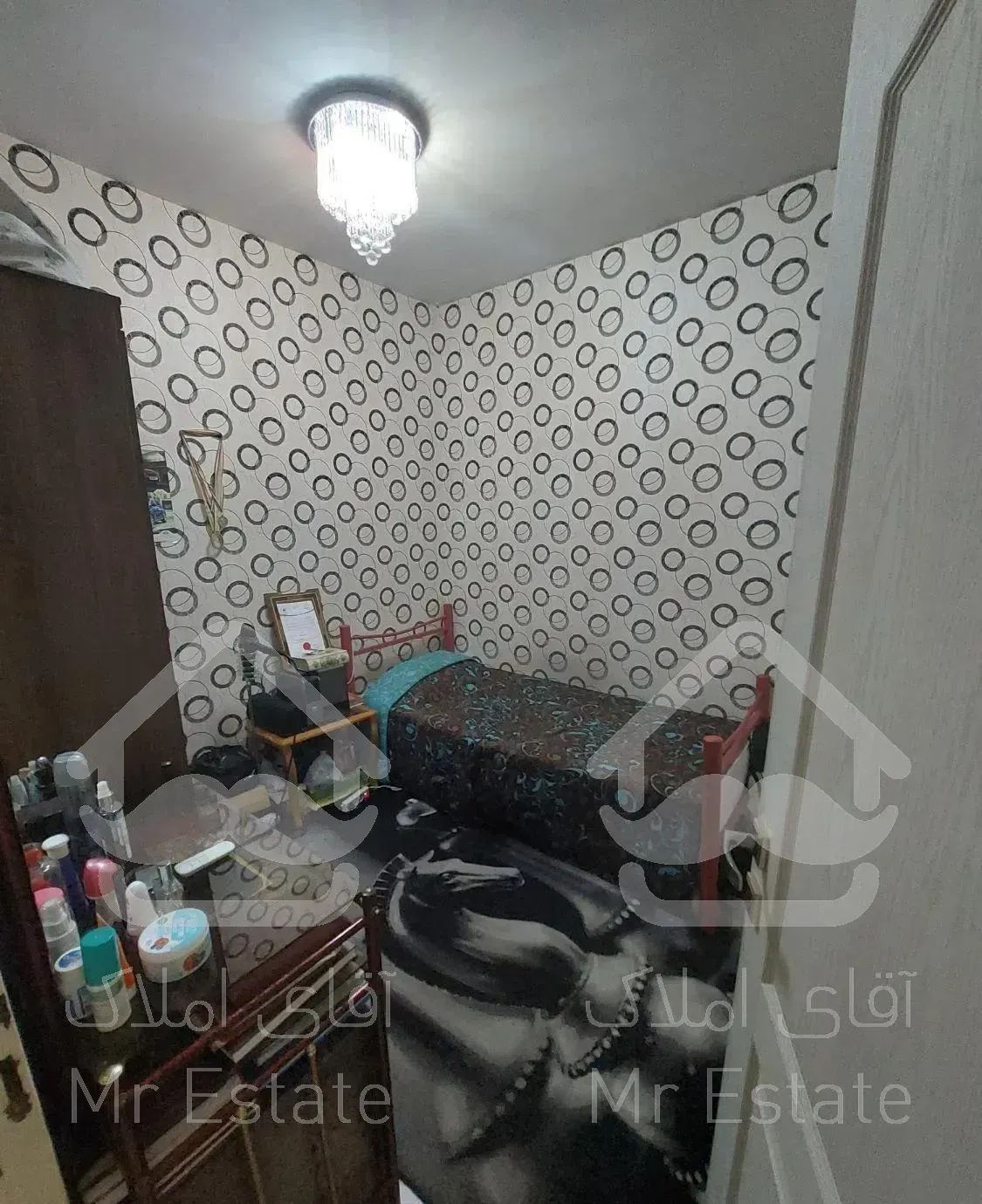 کوی۱۵۴/ ۱۰۲متر۳خ/۱۹۰مترحیاط /معاوضه/حس مثبت