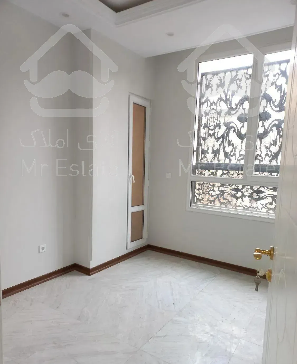 ۸۵متر نوساز کلید نخورده خیابان چهارم فول امکانات