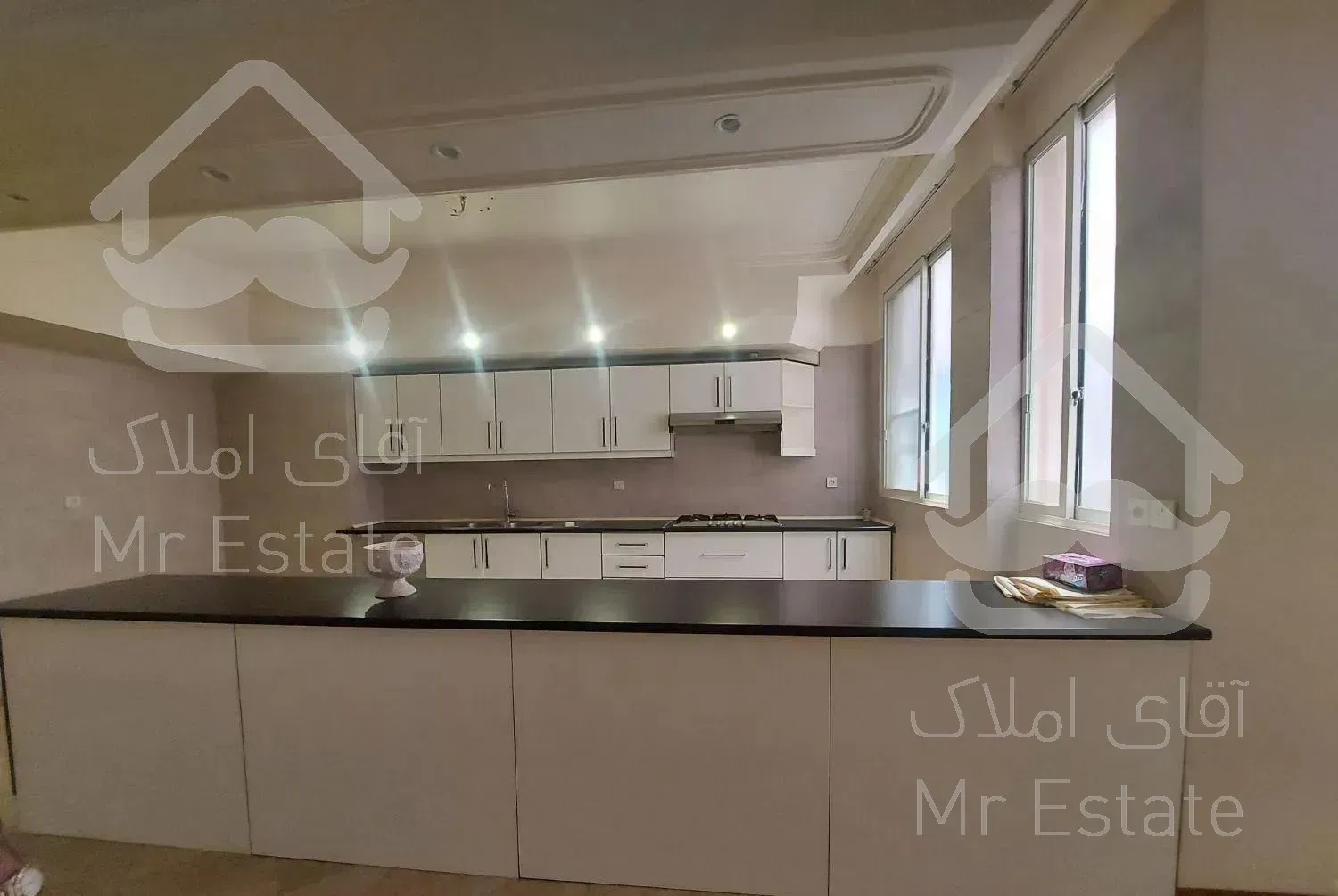 ۲۱۰ متر ۳ خواب ۱ مستر سنبل