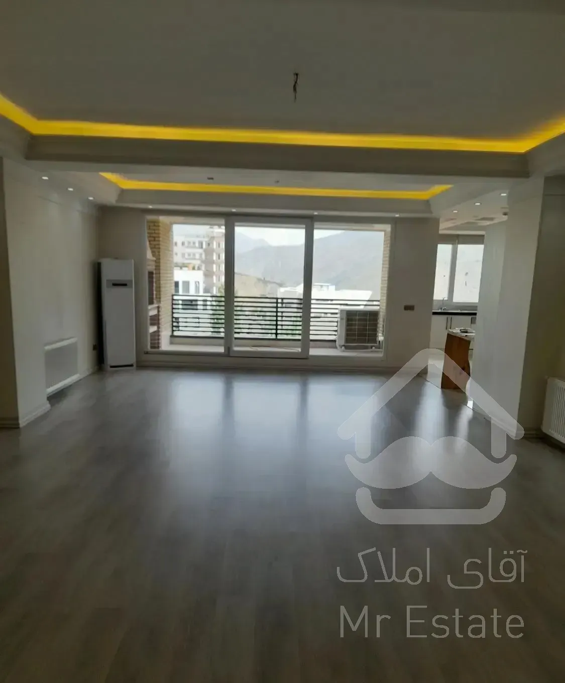 ۲۱۰ متر میگون نو