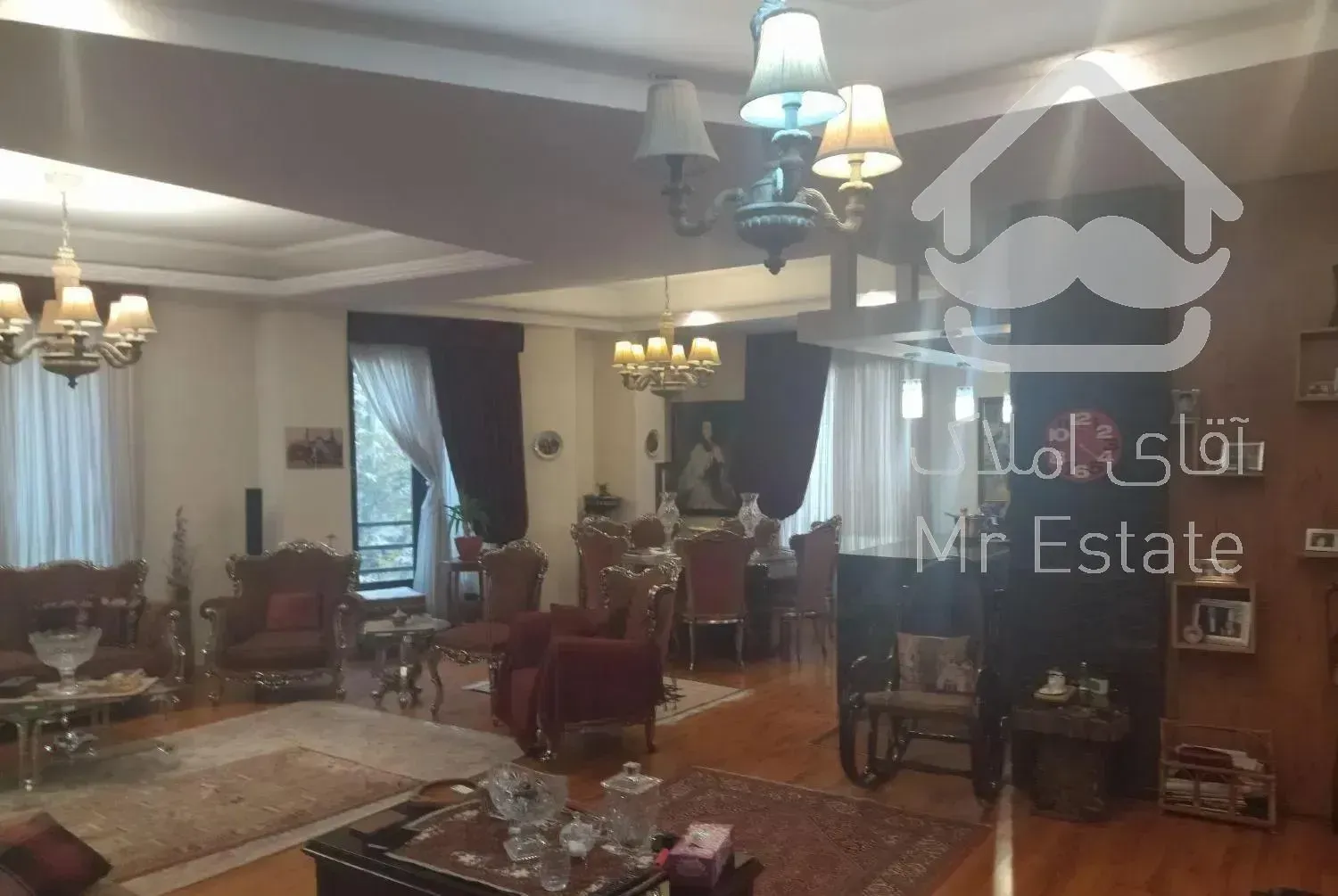 قیطریه130متر/2طرف نورگیر/طبقه2/تراس کاربردی