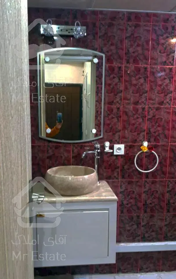 آپارتمان سه خوابه شیک در یوسف آباد (خ.فراهانی پور)