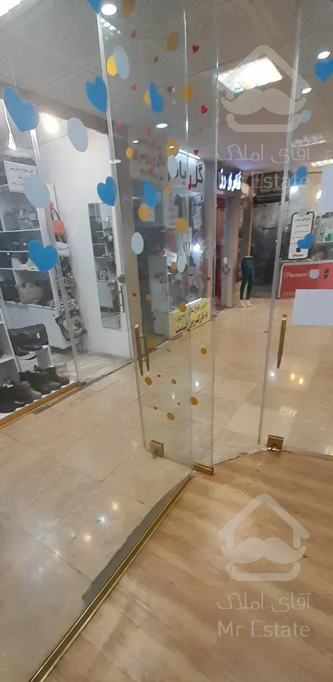 10 متر مغازه/پاساژ شاهین/سند تکبرگ مالکیت
