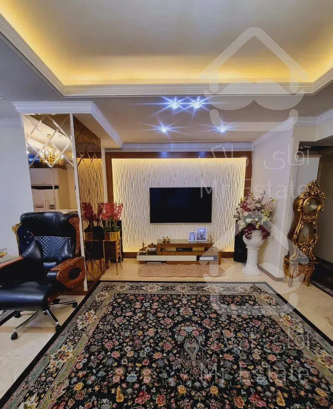 ۹۸ متر /دوخوابه/دوطرف نور شمالی جنوبی