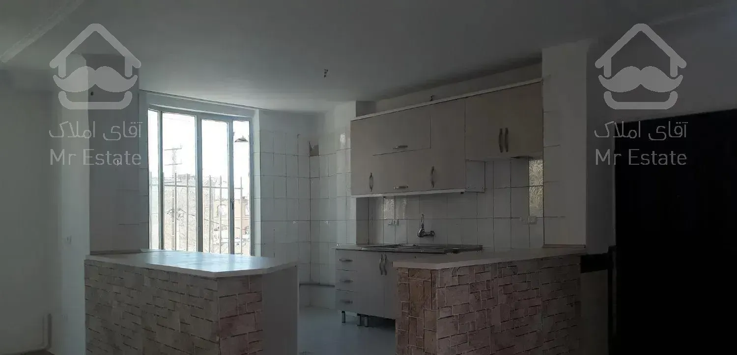 رهن کامل آپارتمان ۱۰۰متری در فاز ۱ اندیشه