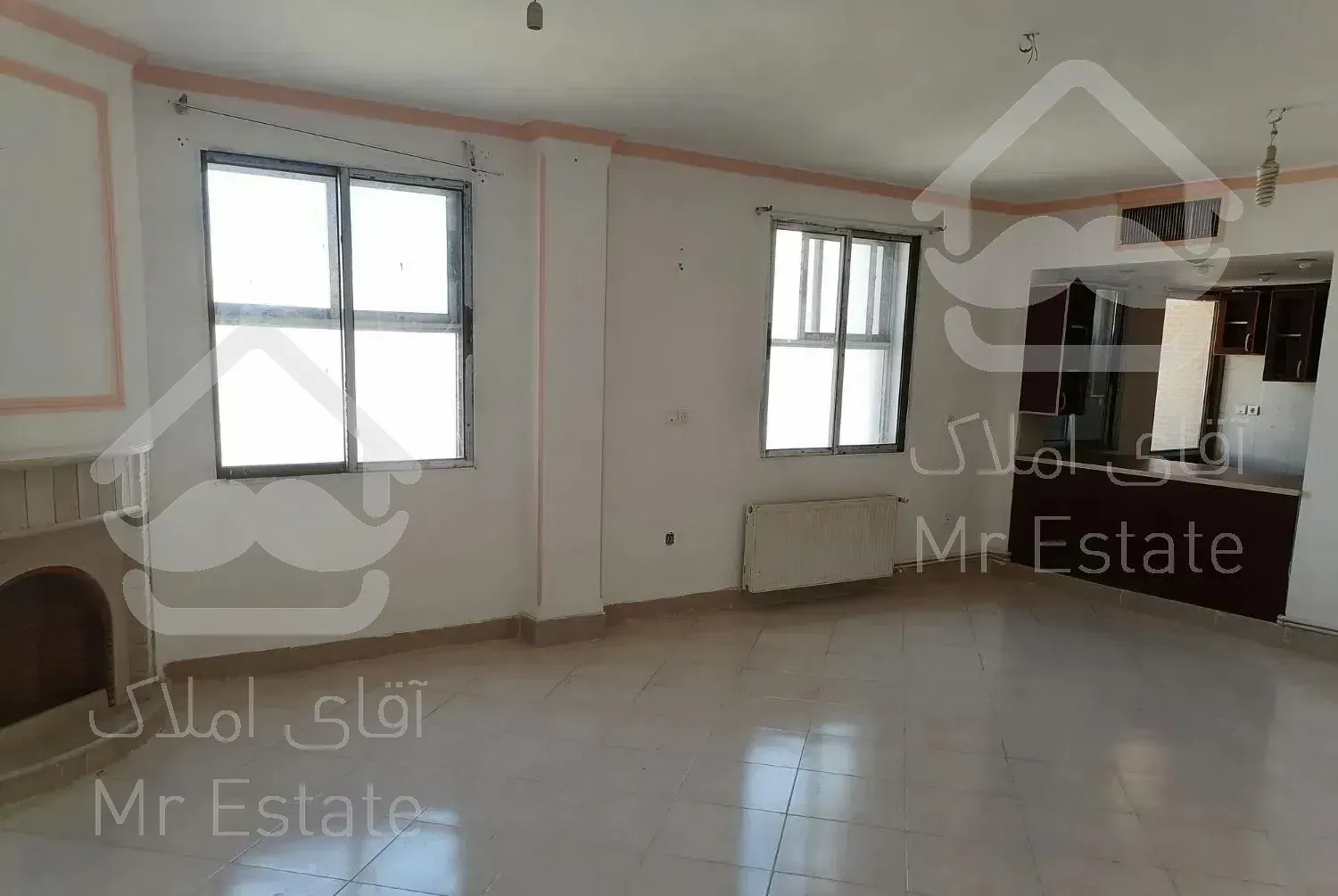 آپارتمان ١٠٠متری غزال  میدان شهدای مهراب صفاییه