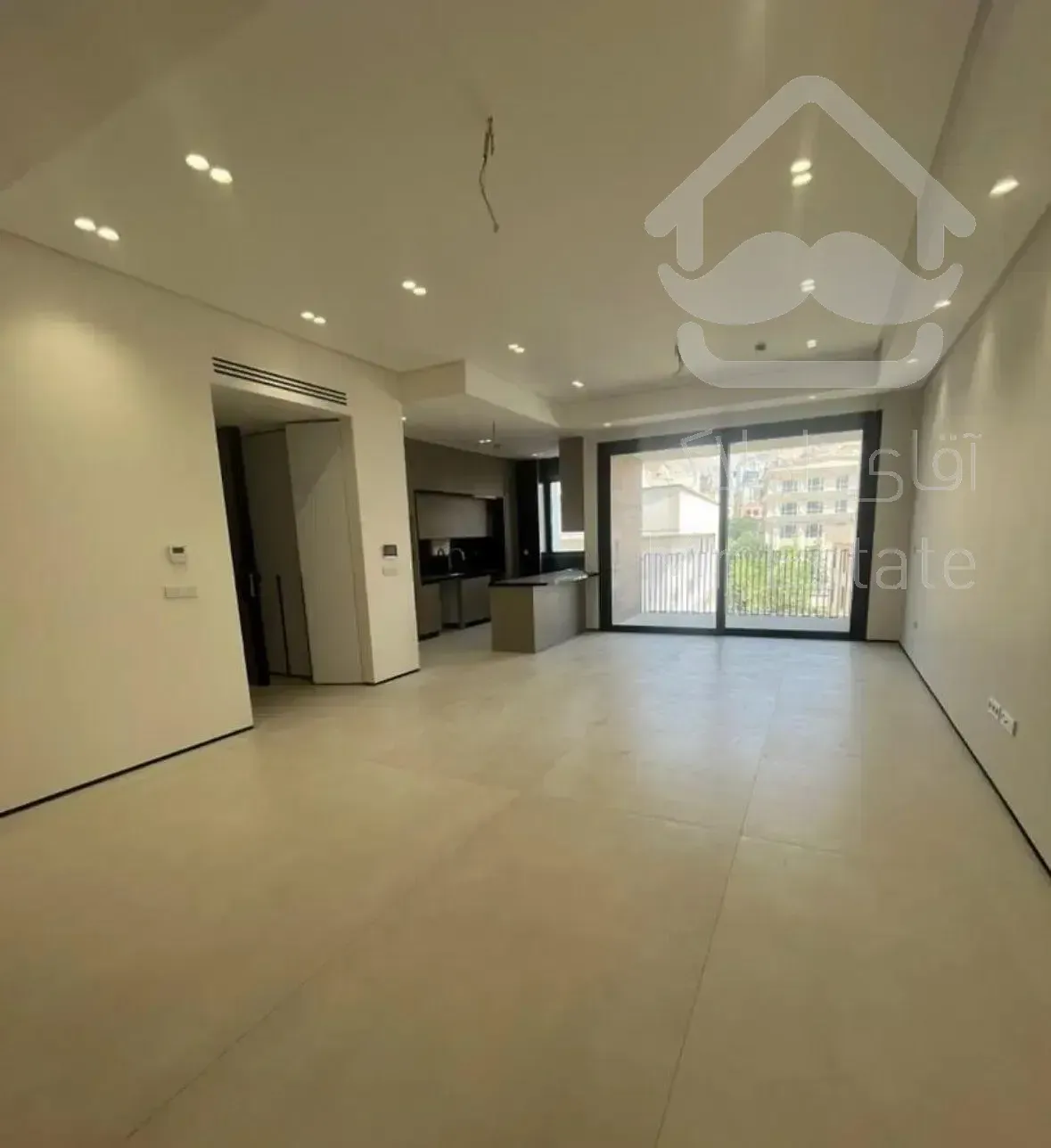 آپارتمان ۱۲۵ متر  کامرانیه مشاعات ابی