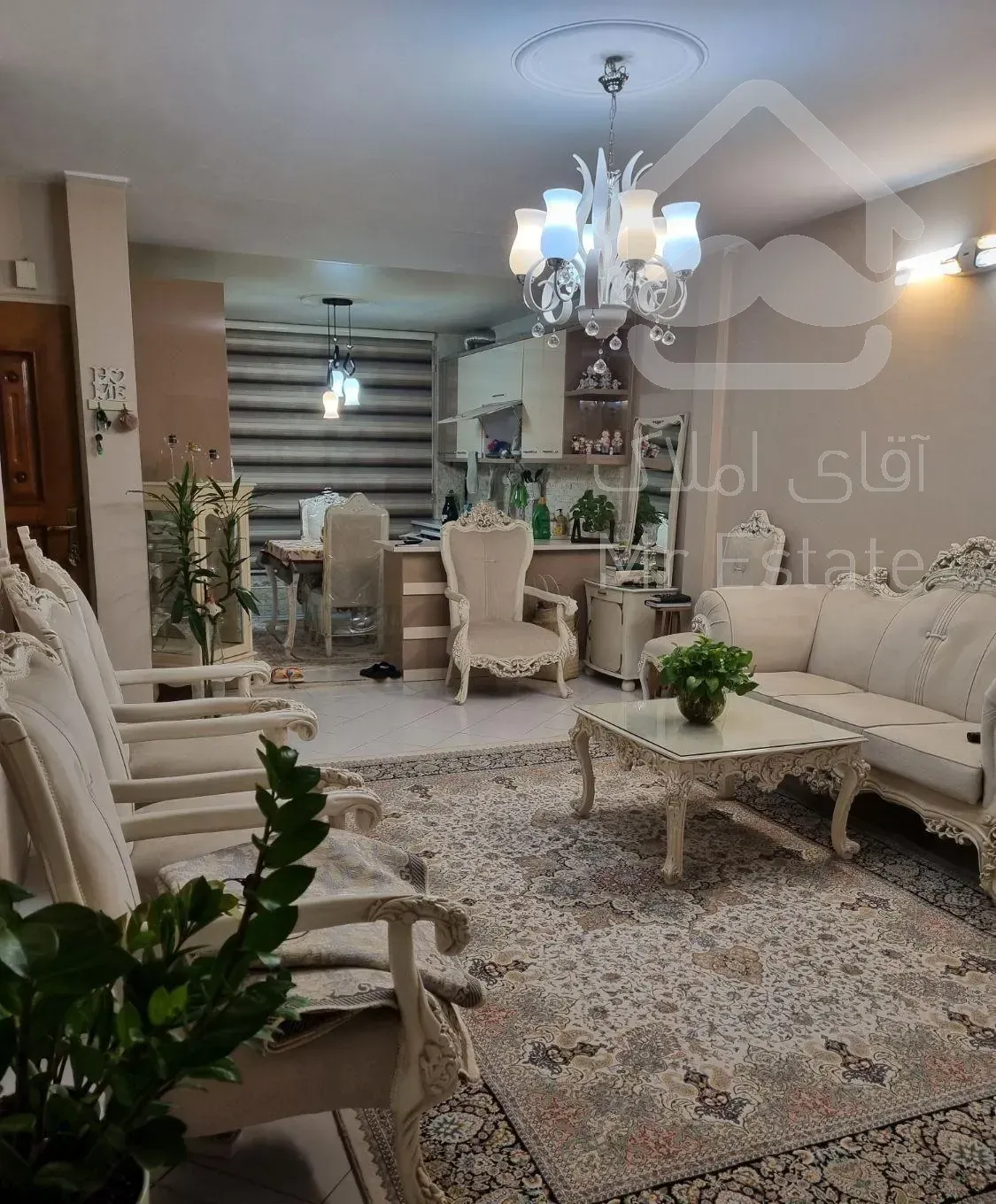 واحد ۶۵ متری بازسازی شده کم تردد