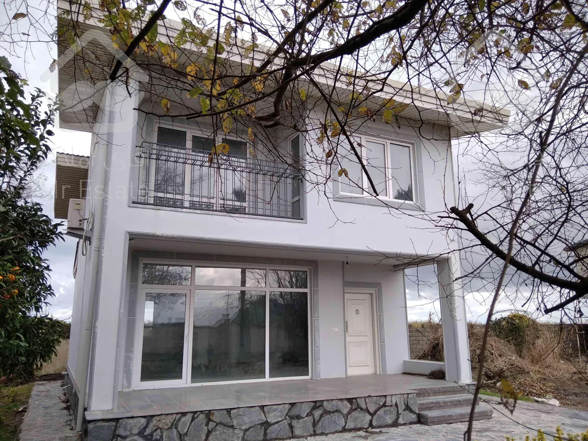 خرید ویلا شهرکی با مشاعات