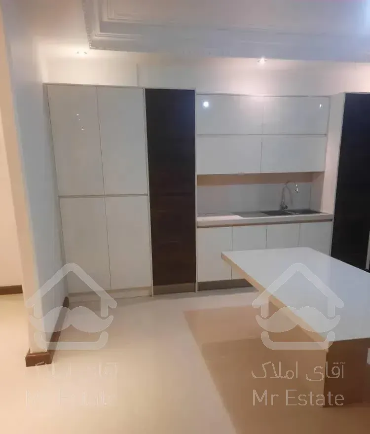 ۱۴۰ متر پاسداران