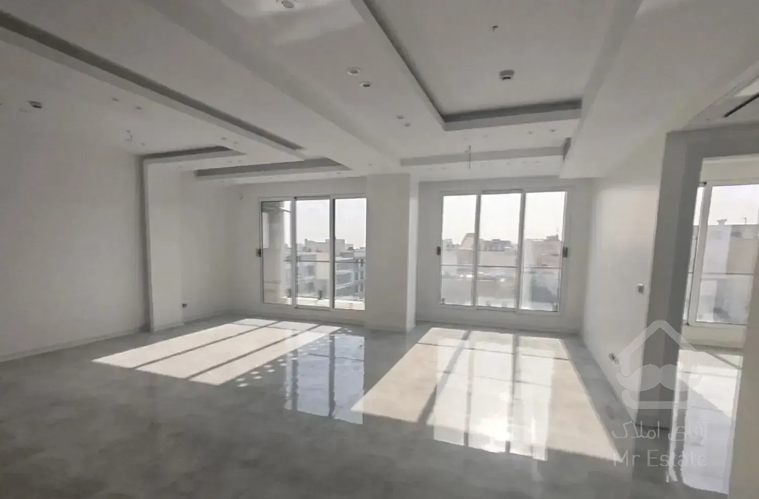 ۱۳۰/تک واحدی /جنوبی /نوساز کلید نخورده