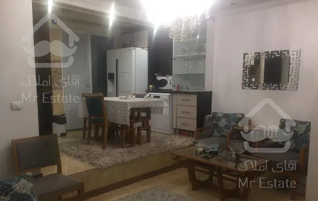 ۴۳متر۷ساله با انباری واسانسور وتراس