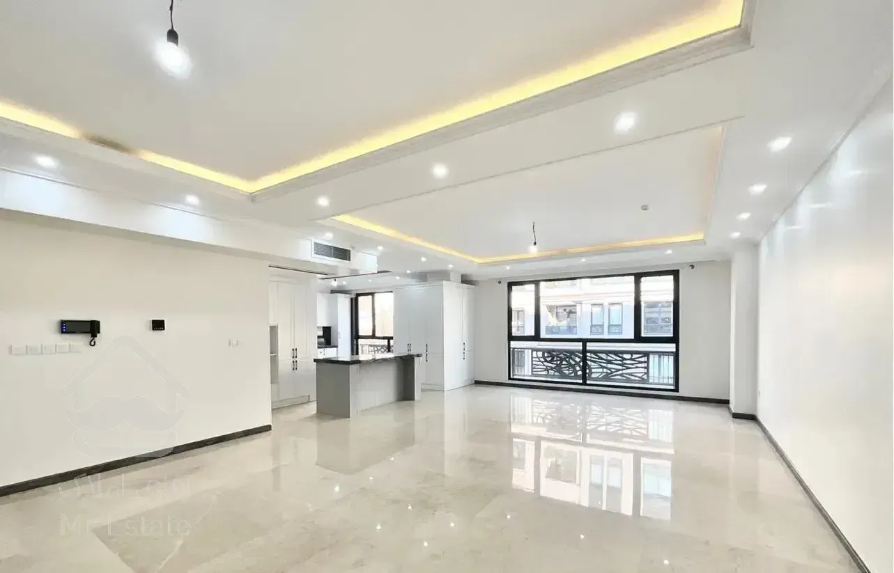 ۱۸۶ متر / کلیدنخورده / مرزداران شرقی