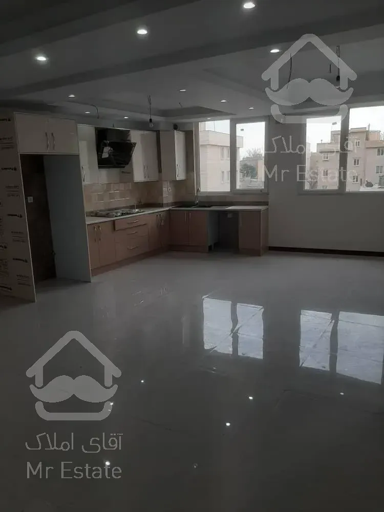 ۱۱۵متر سه خواب فول امکانات