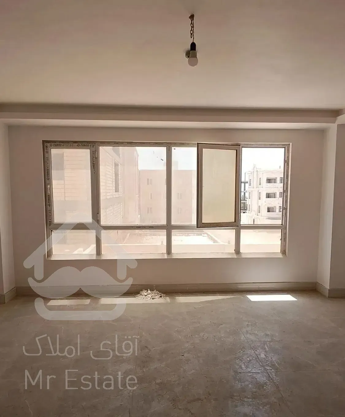 فروش یک واحد مسکونی شهرک گلستان