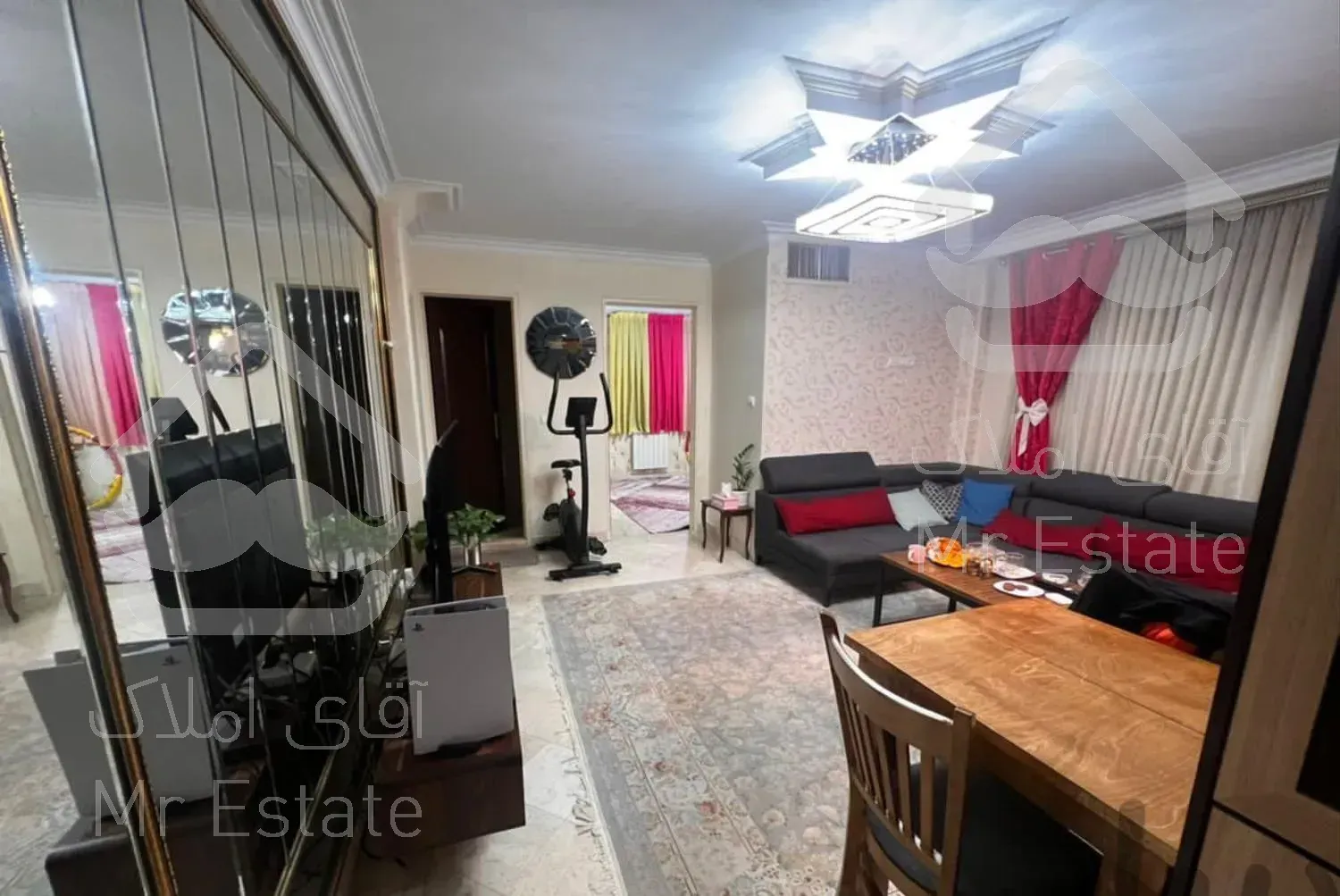 آپارتمان ۵۵متری منیریه ژیان پناه