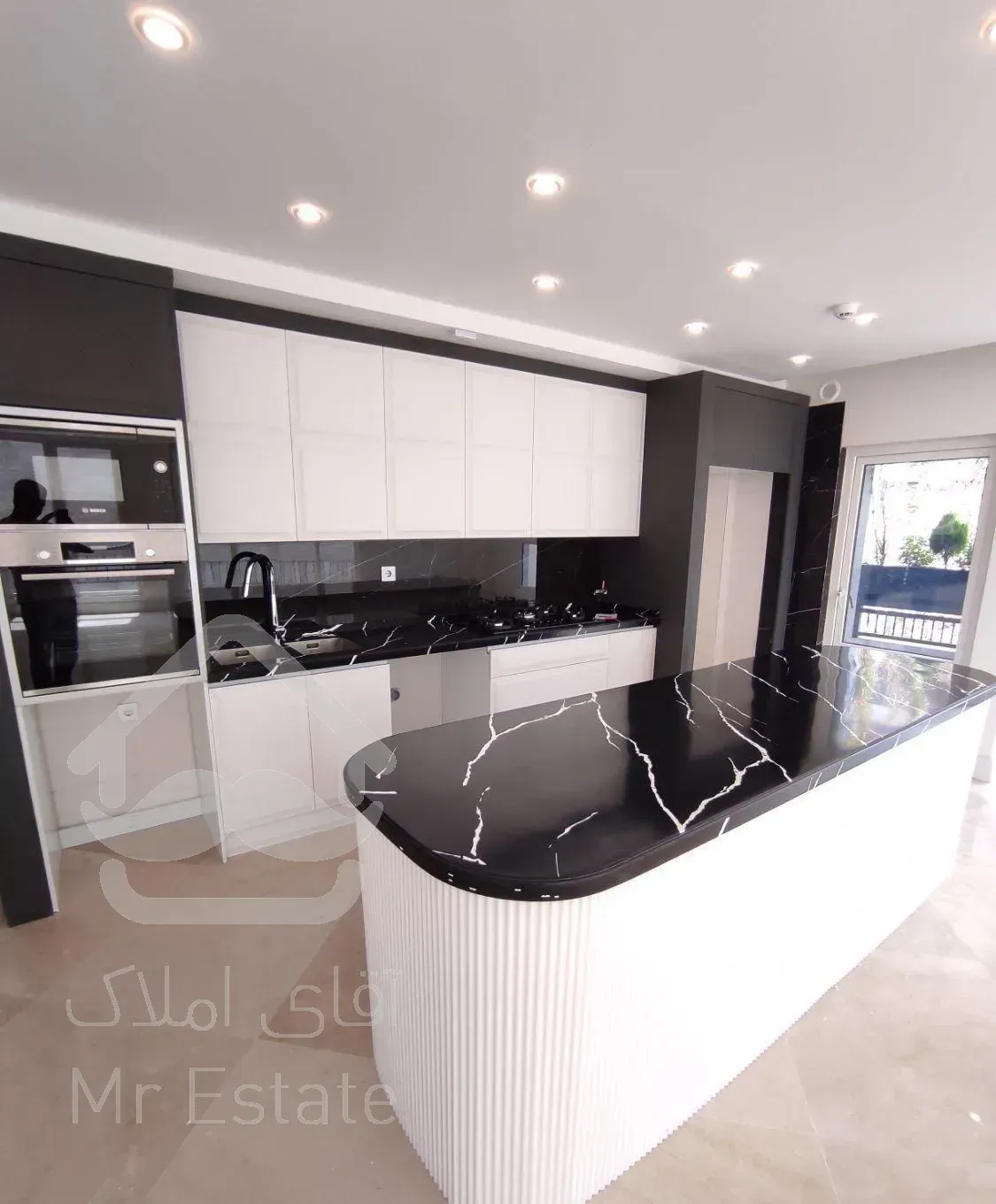 فروش آپارتمان نوساز سهروردی شمالی