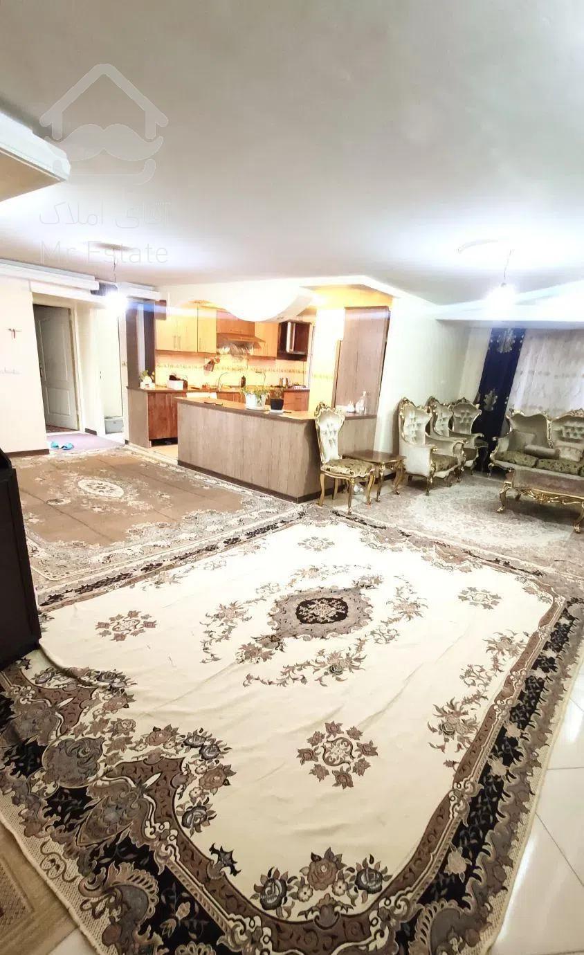 100 متر دو خوابه فول امکانات