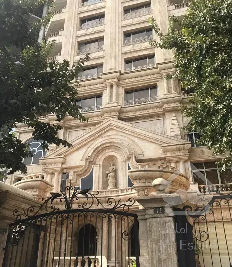 نفت ۲۰۰ متر کلاسیک شخصی ساز