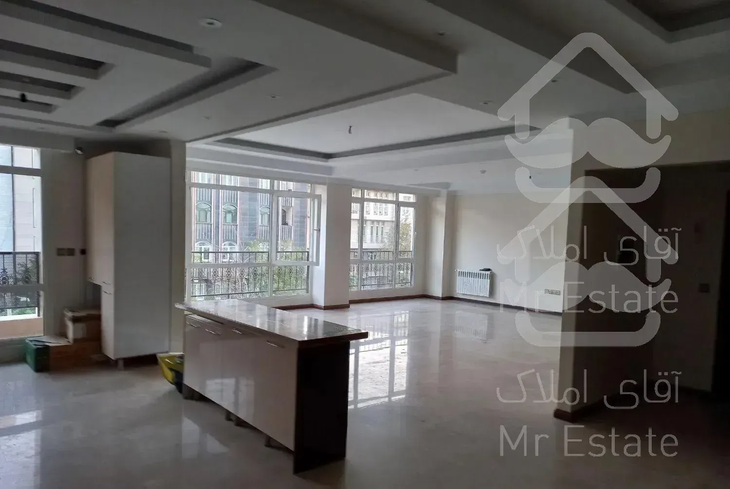 آپارتمان ۲۰۵ متری سه خوابه فول امکانات