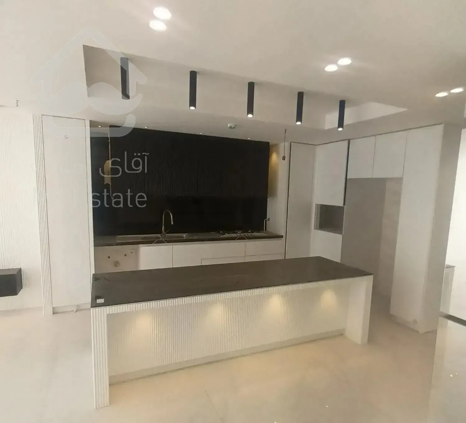 آپارتمان ۸۰متری دو خوابه ۱۷شهریور