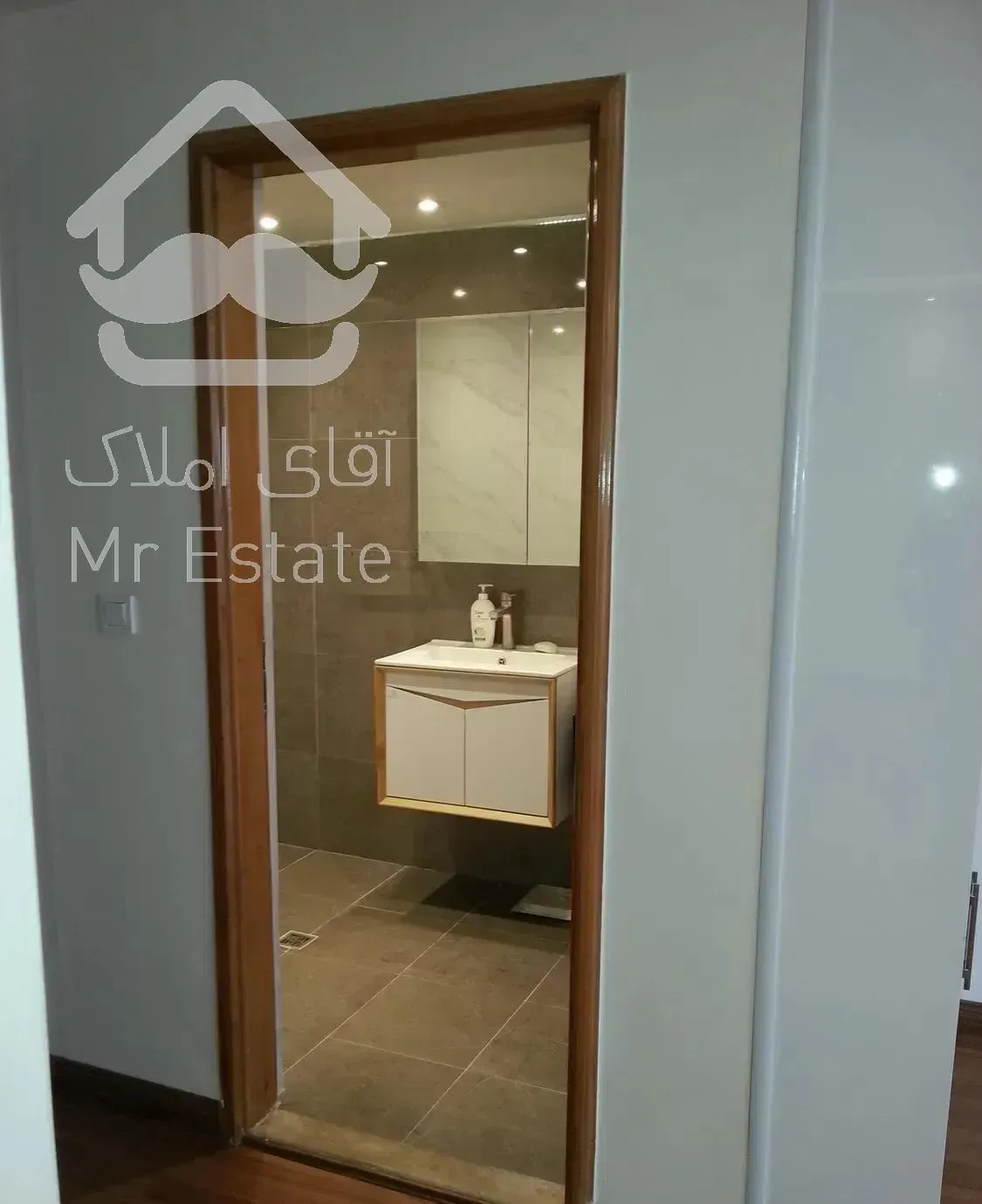 165 متر شمال جردن گلخانه