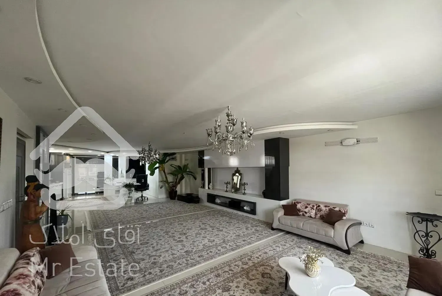 **۱۲۰متر لاهور ۲خواب تک واحدی**