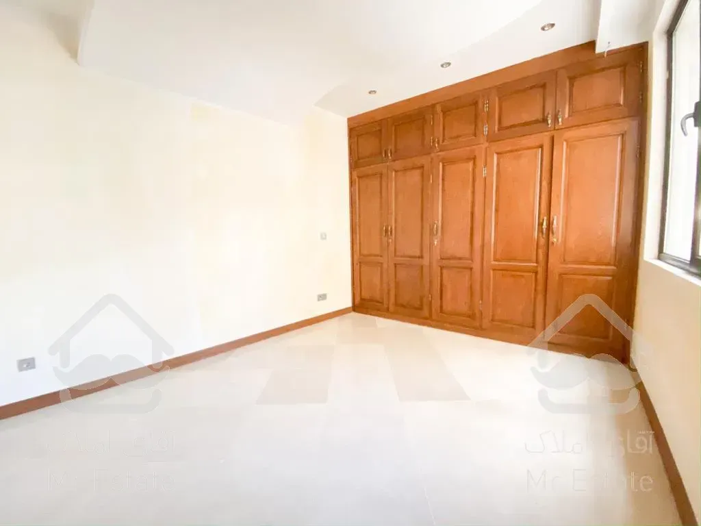 145متر نوساز. طبقه پنجم متریال برند