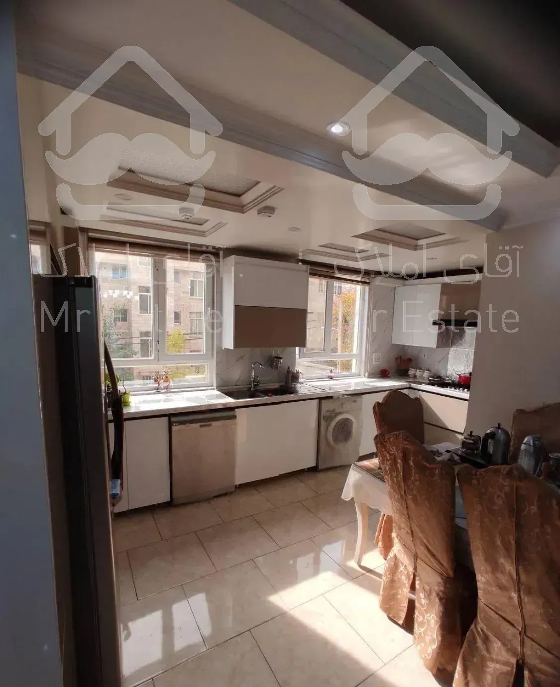 ۷۹متر تکاوران فول امکانات