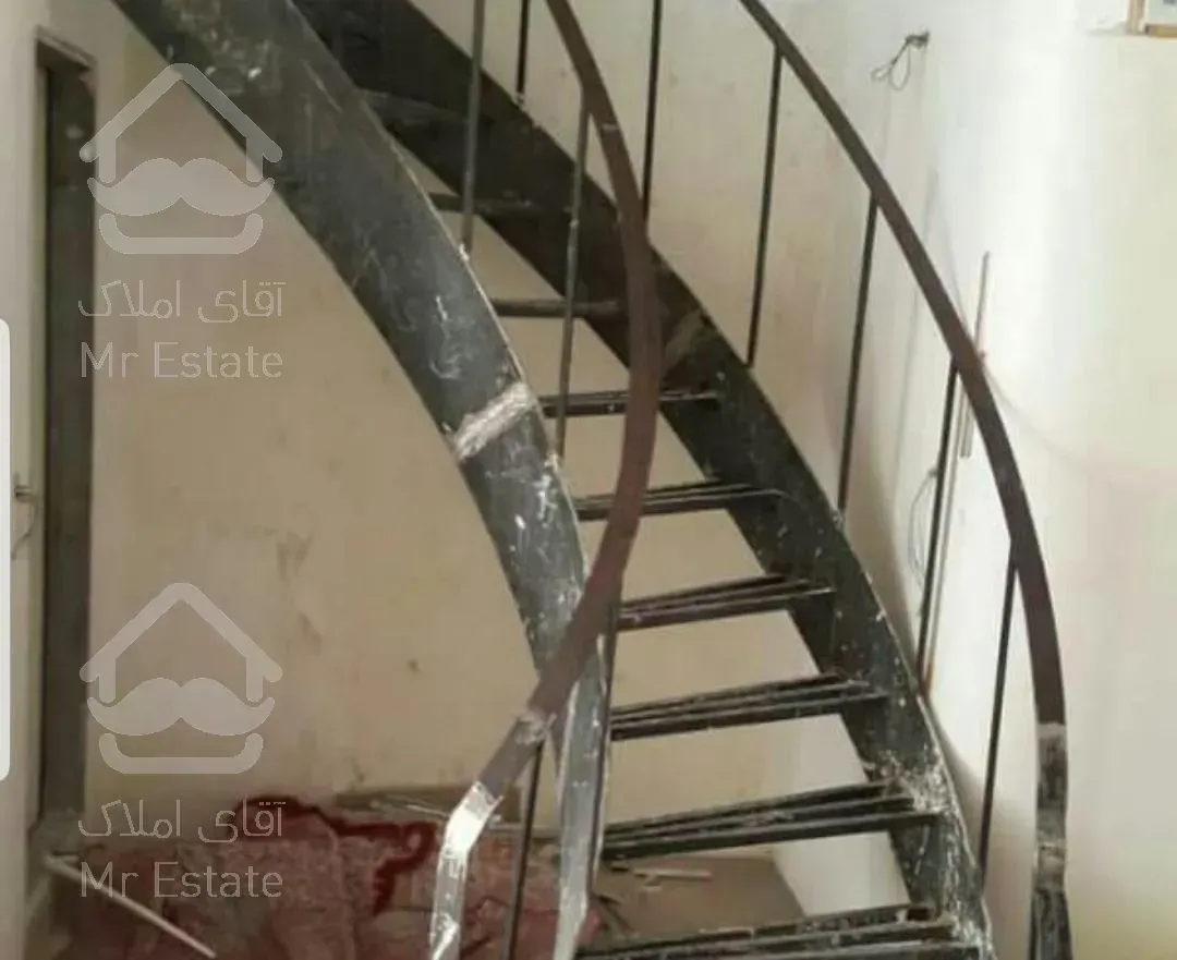 نصب واجرای انواع نرده راه پله و پله پیچ وانواع پله ها ی استیل