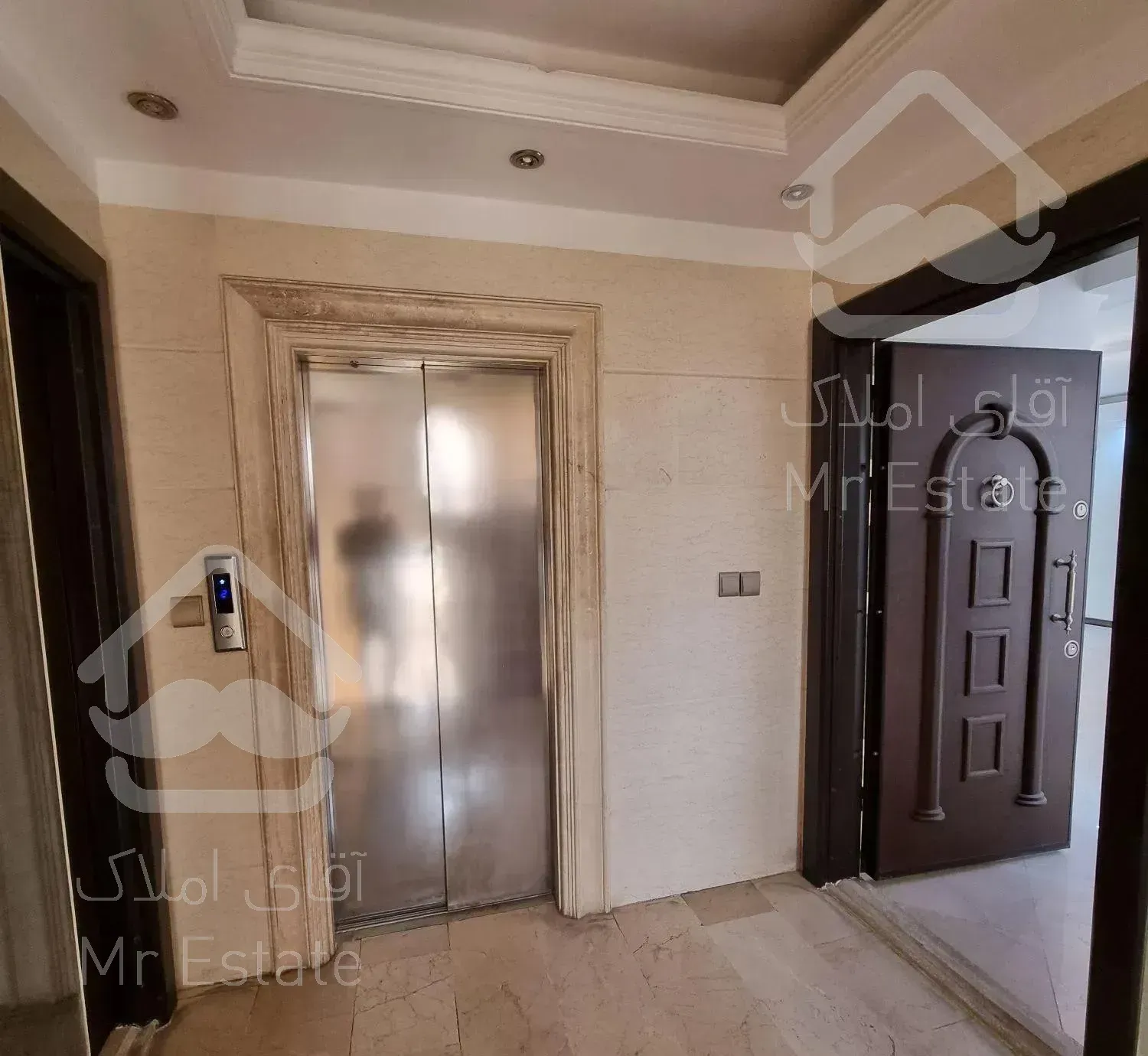 ۱۱۰ متر دو خواب مطهری لارستان