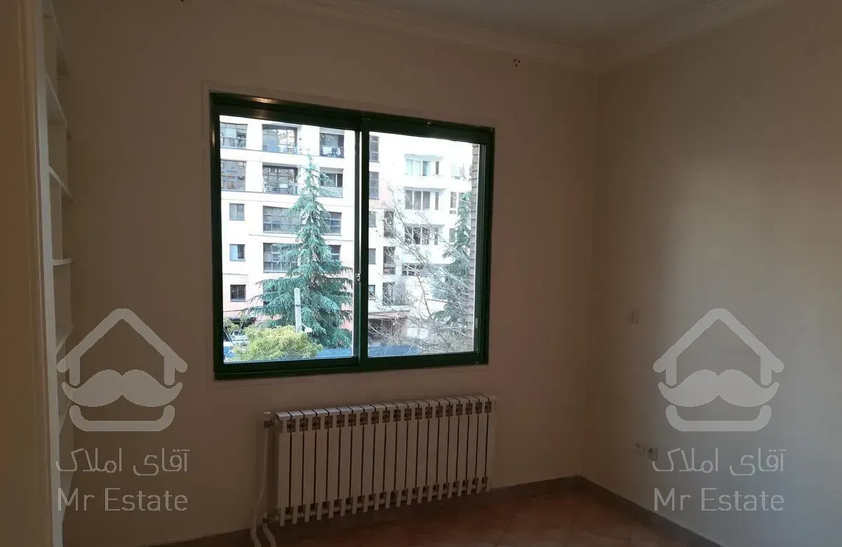 130 متر 3 خواب سعادت آباد بالای کاج ابتدای یکم