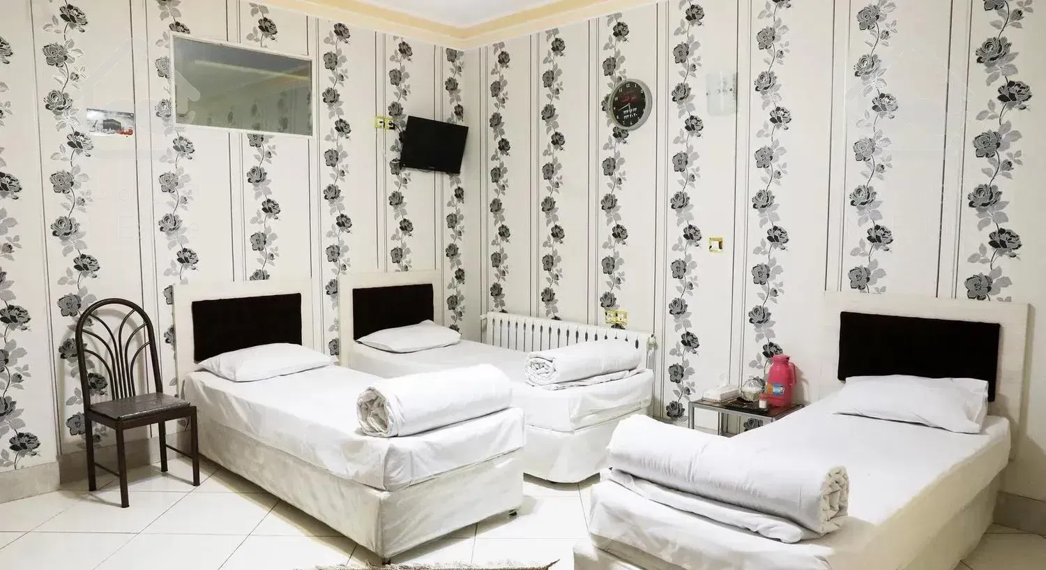 مجتمع اقامتگاهی نیکداد - سه تخته