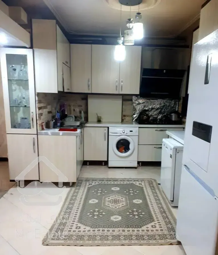 83 متر خوش نقشه ، دریاچه چیتگر ، دهکده ، منطقه 22