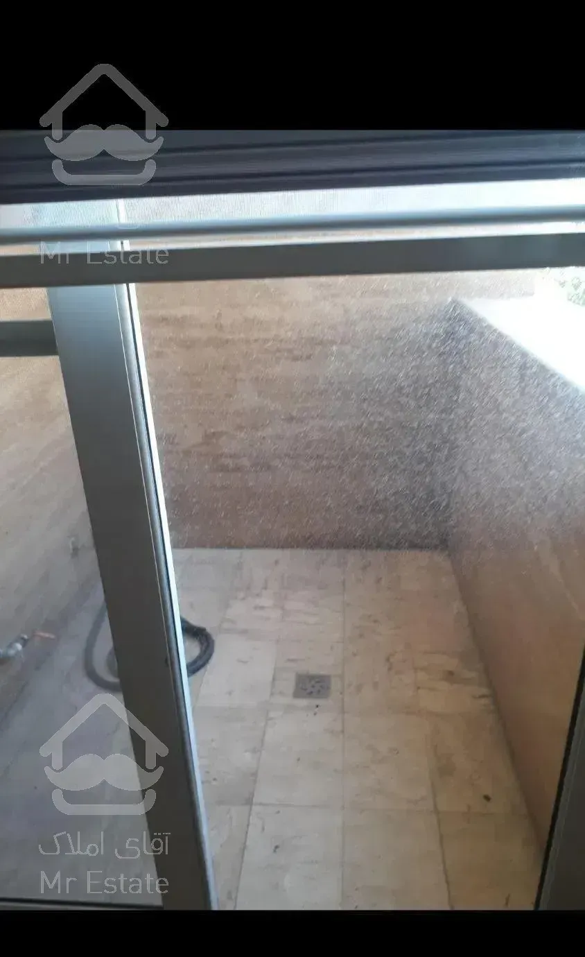 آپارتمان ۱۱۱ متری شیک و تمیز رهن مهرشهر فاز ۳