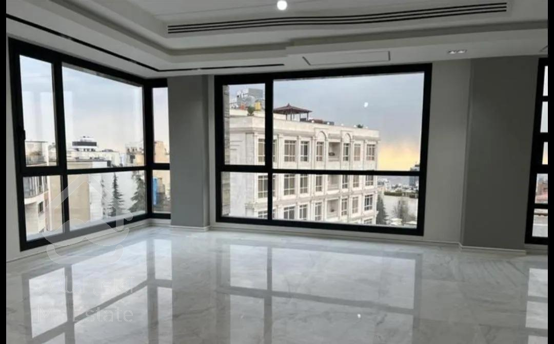 175متر برج باغ نوساز در نیاوران