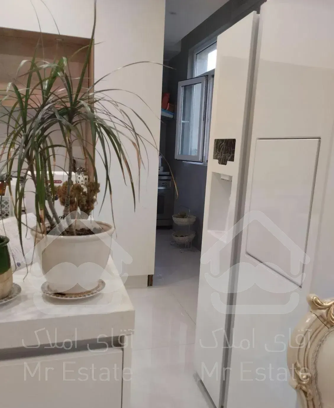 یک طلای 24 عیار سعادت آباد ( 123 متری ) فول نوسازی