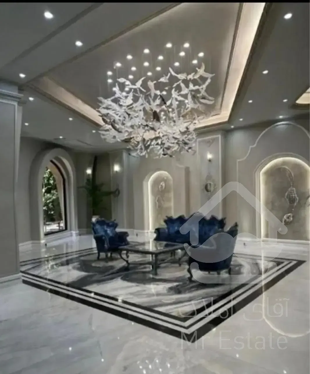 کامرانیه / نیاوران گلسنگ ۲۳۸ متر ۳ خواب استخر فعال