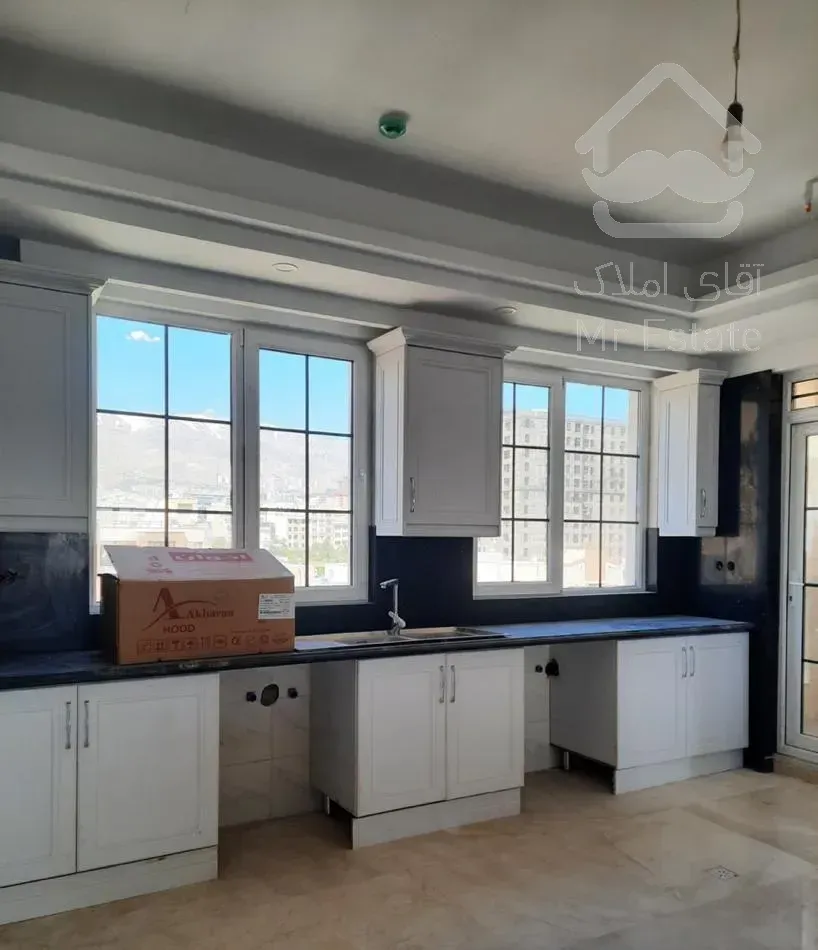 ۹۳متر اباذر // کلید نخورده // زیر قیمت کل منطقه