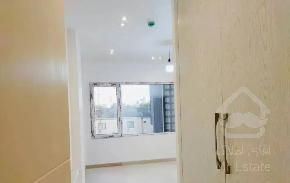 آپارتمان/187 متری/استخر دار/مدرن