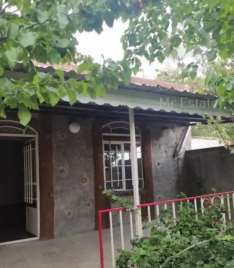 ۱۰۰متر تک واحدی ۲خوابه طبقه دوم خیابان سرباز