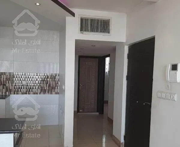 اپارتمان ۱۳۰‌متری شهرک‌گل نرگس