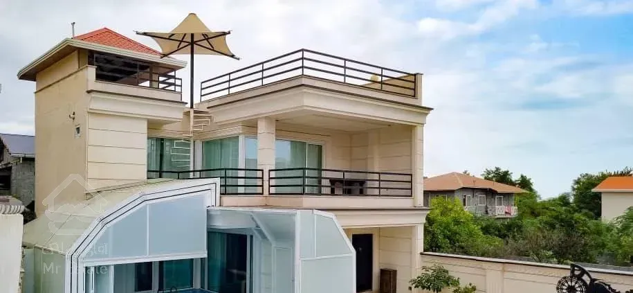 ویلایی ۲۷۰متر ۳خواب استخردارفول فرنیش