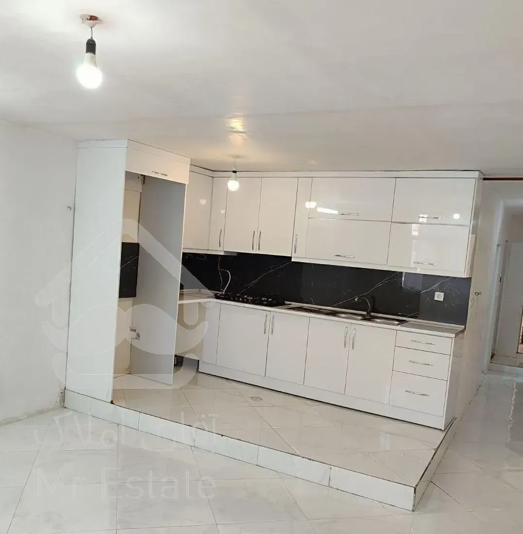 فروش آپارتمان ۶۵ متری ۱ خوابه طبقه ۳ صیاد شیرازی