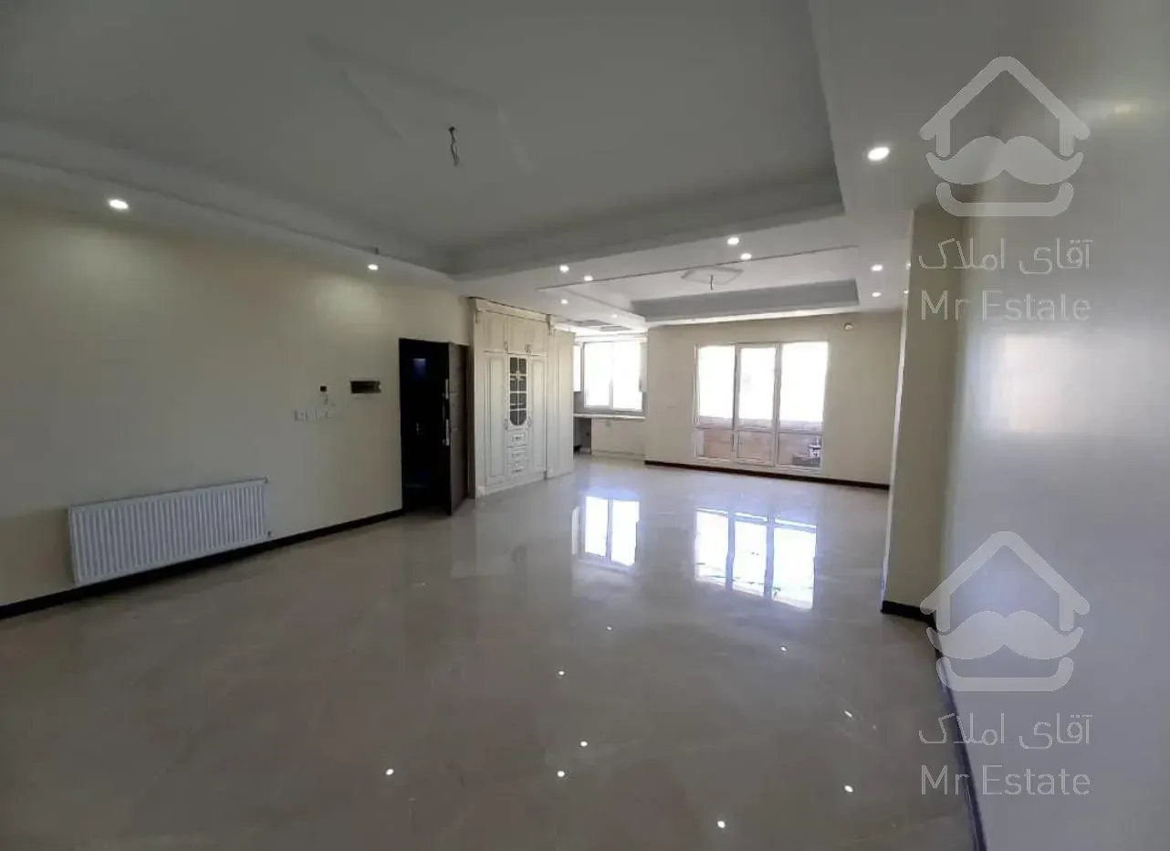 فروش سه طبقه‌یکجا/تک‌واحدی/۲خواب/دهکده‌المپیک/منطقه۲۲