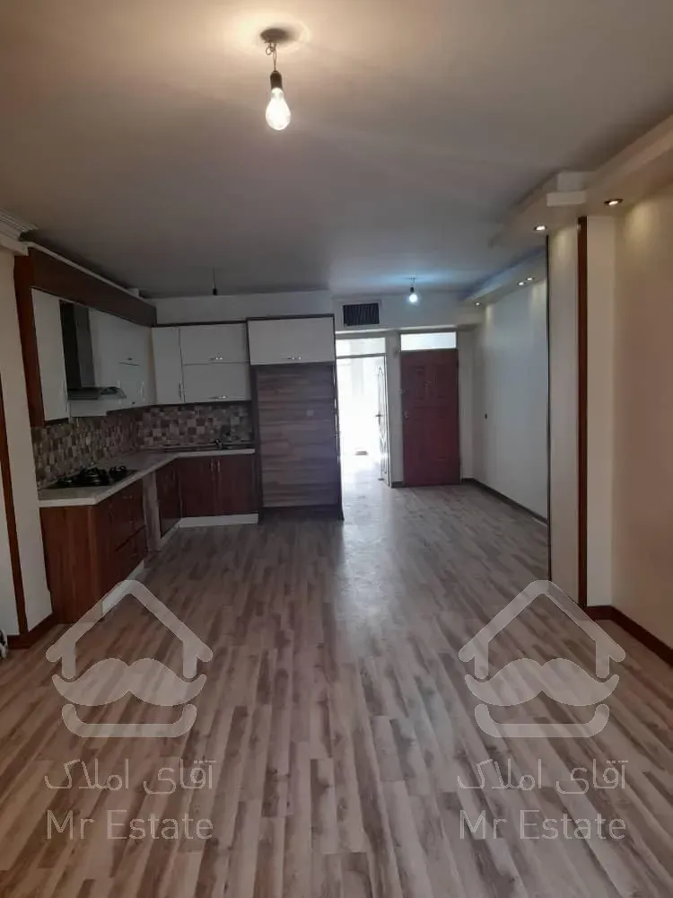 ۶۵متر فول امکانات پونک