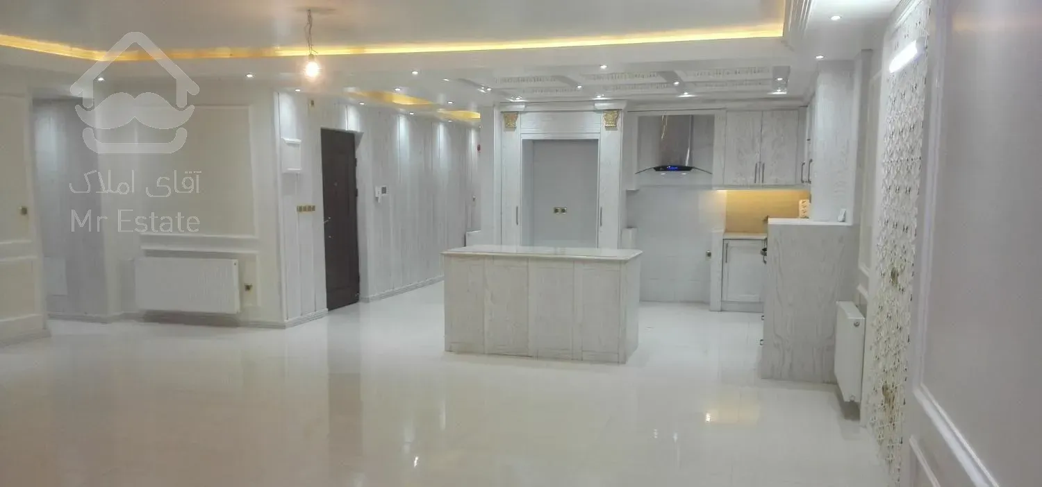 آپارتمان 180Mعالی،همکف100Mحیاط شخصی،محصورشده محضری