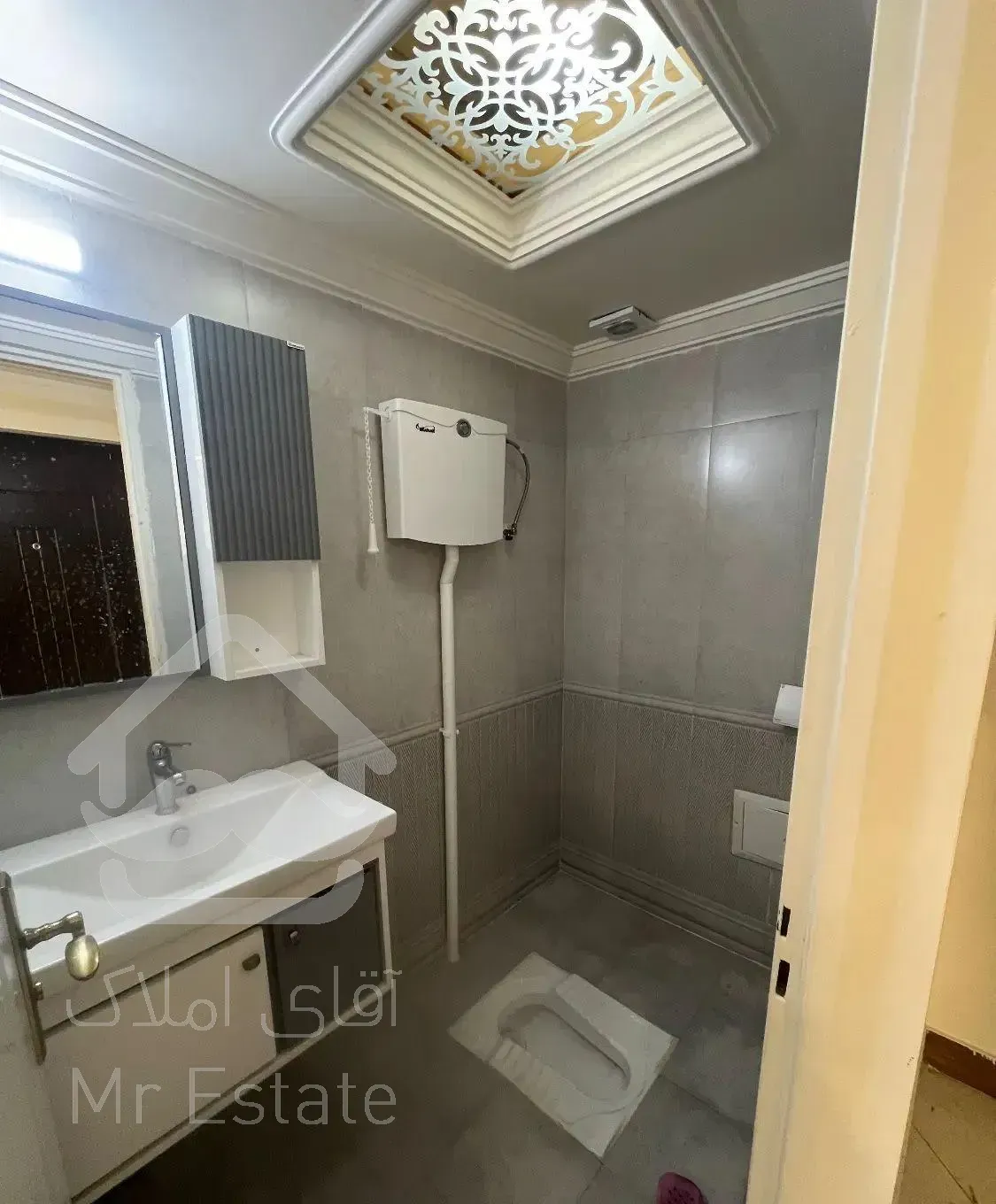 ۹۰ متری فرجام