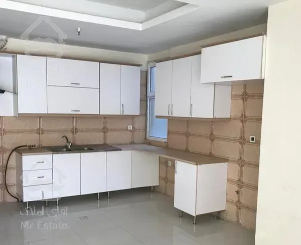 اپارتمان ۱۱۰ متری سه خوابه  کوچه مهرشهر