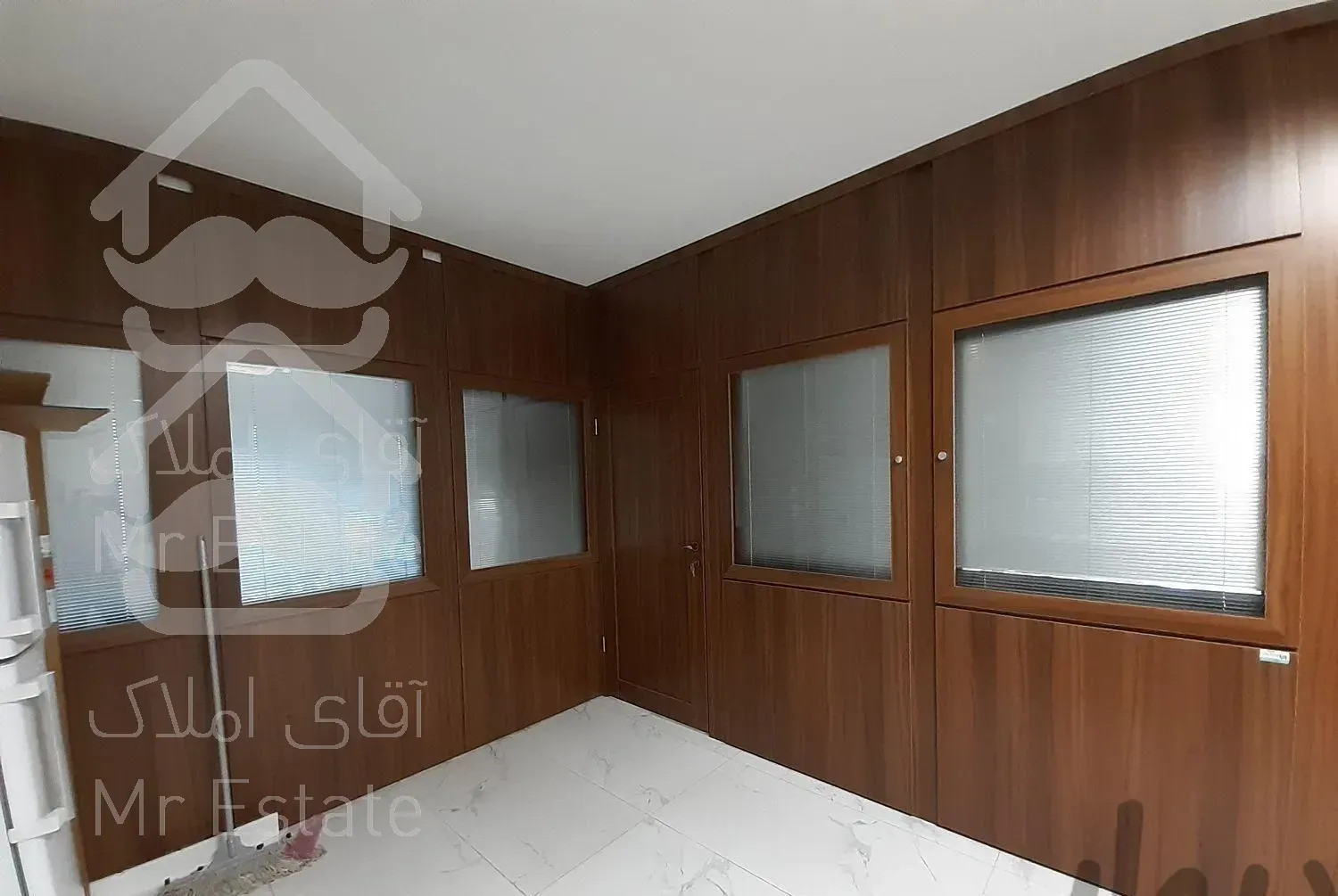 پارتیشن میز و کمد اداری،  نصاب و جابجایی